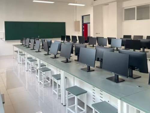 初中畢業(yè)男生學(xué)什么技術(shù)類專業(yè)好？