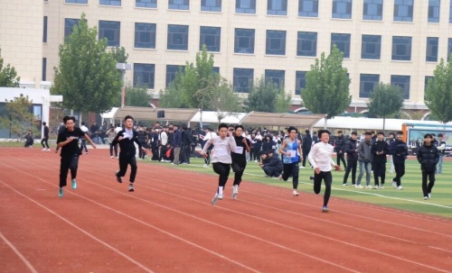 2026年石家莊東華鐵路學校卡分嗎？