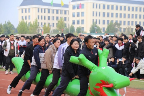 重磅利好！保定 8 個貧困縣學子就讀石家莊東華鐵路學校補助政策全解析