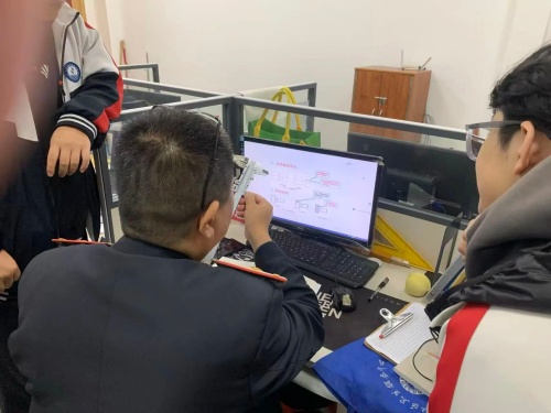 石家莊東華鐵路學(xué)校有計算機專業(yè)嗎？