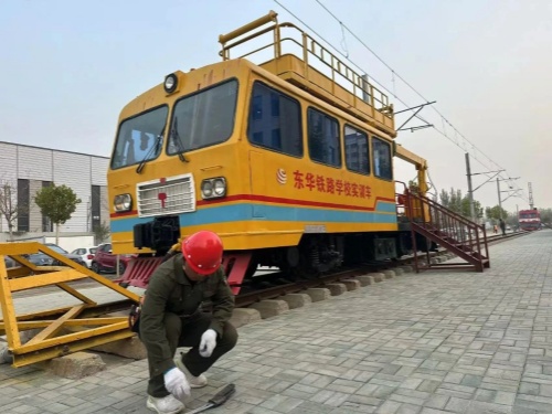 內(nèi)燃機(jī)車司機(jī)是不是不好找工作？