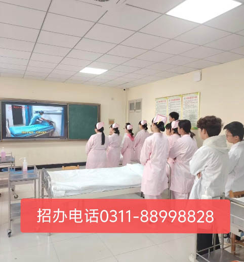 醫(yī)療護(hù)理員證有什么用 醫(yī)療護(hù)理員報(bào)名入口官網(wǎng)